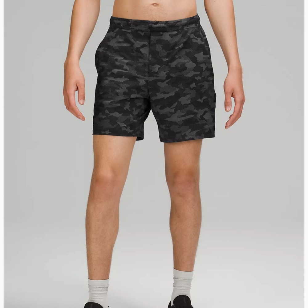 Lulu Lemon pace breaker linerless